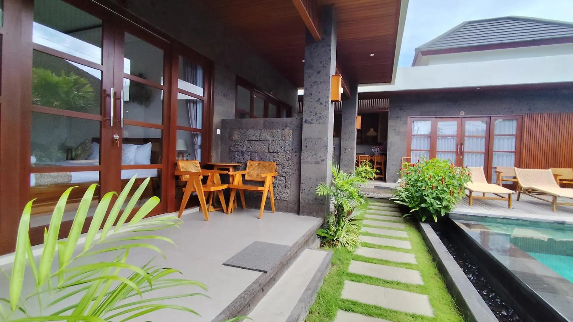 Kubera Villa Kemenuh By Prasi Ubud